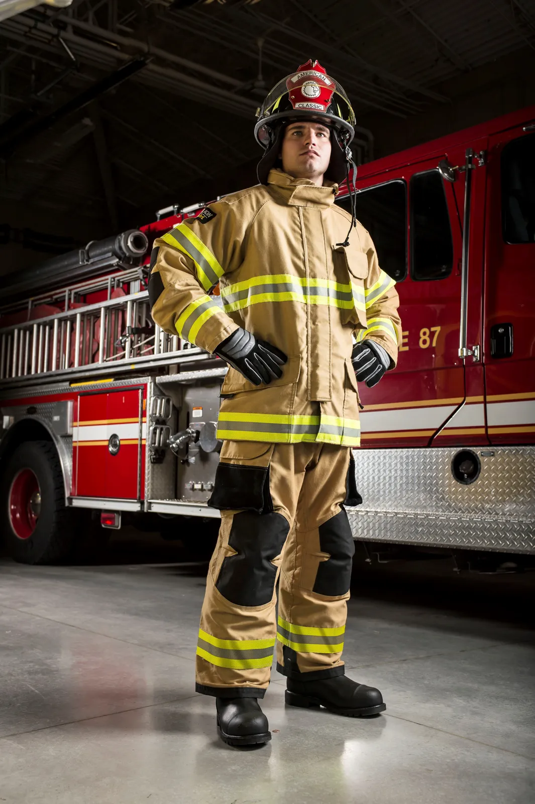 LION V-Force_PBI Max_hero_Jared